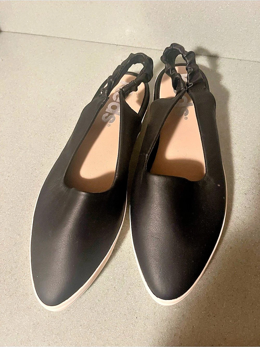Keds Slingback Leather womens US 10 Black Sneakers NWOT